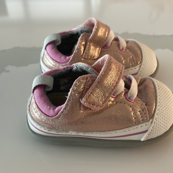 See Kai Run - Baby shoes in rose gold - Picture 2 of 3
